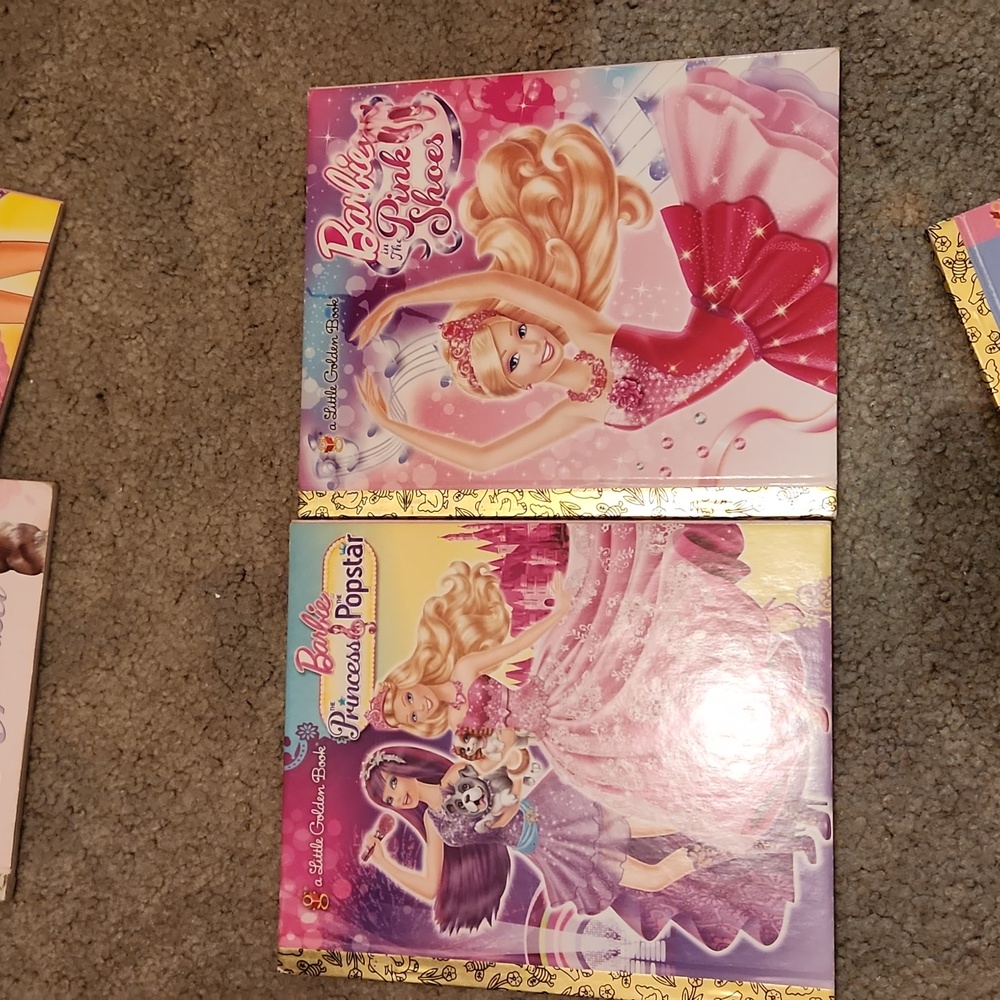 12 Barbie Golden books modern & vintage - Picture 5 of 7